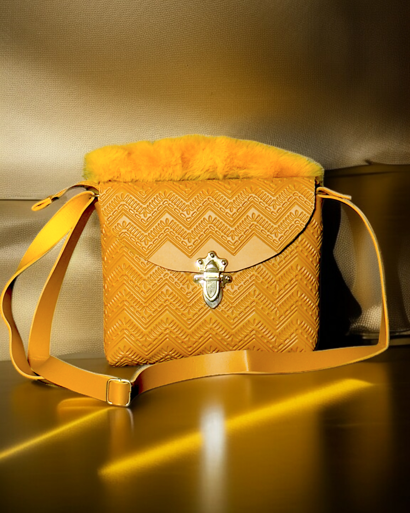 HERS POOKIE CHIC CARRYALL